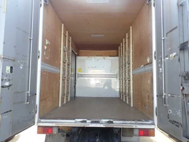 2013 Toyota Dyna 2.0t パネルバン 冷凍機付 auction photo 6