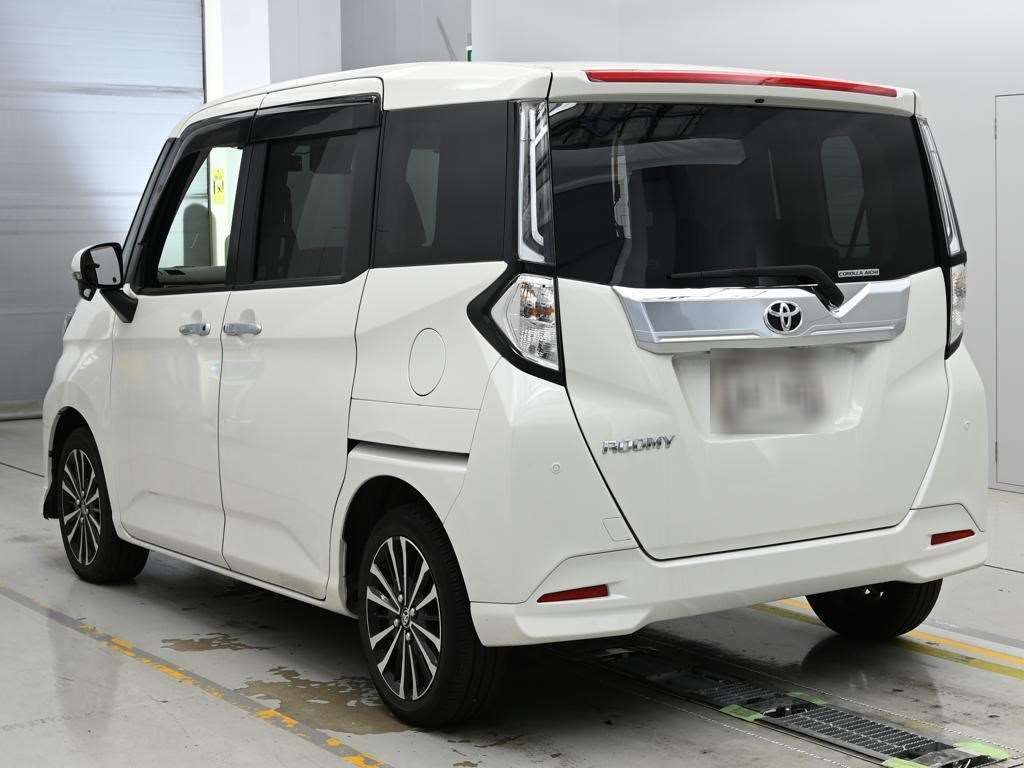 2023 Toyota Roomy Custom G-T auction photo 6