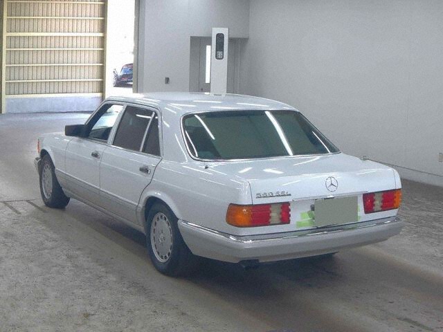 1990 Mercedes-Benz S-Class 560SEL auction photo 2