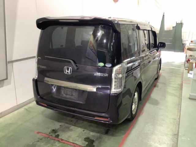 2013 Honda Stepwgn 4WD Zクールスピリット auction photo 2
