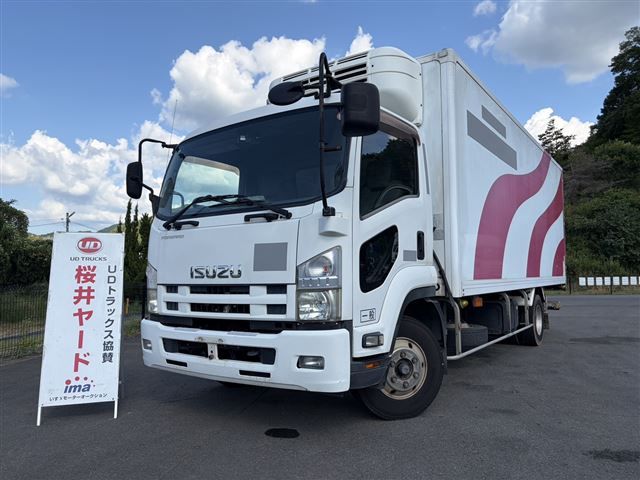 2013 Isuzu Forward Refrigerated and frozen trucks Japan auction vehicle