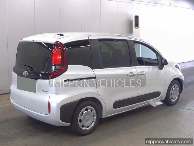 2026 Toyota Sienta Hybrid G auction photo 5