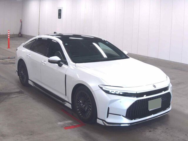 Japan Auction Vehicles 8 2025 Toyota Crown Z (HEV) auction photo