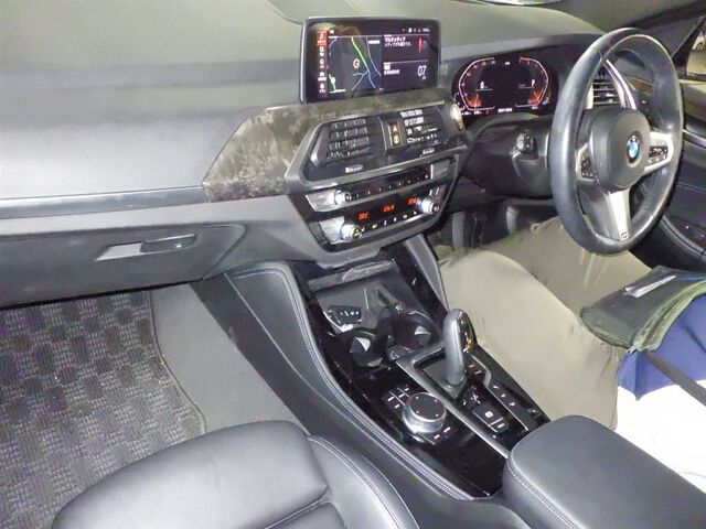 2021 BMW X4 XDRIV30I M Sport 4WD auction photo 3