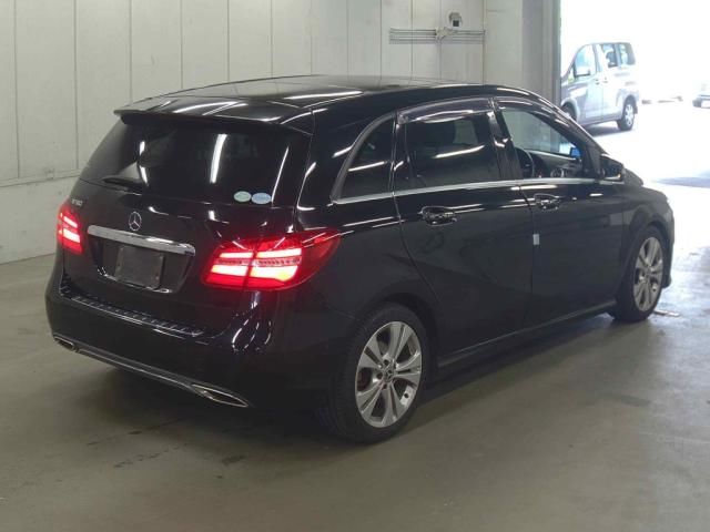 2018 Mercedes-Benz B 180 プレミアムP auction photo 3