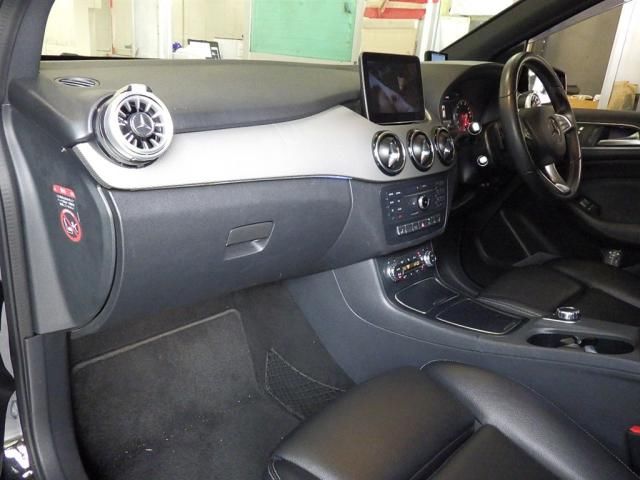 2018 Mercedes-Benz B 180 プレミアムP auction photo 2