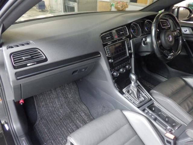 2015 Volkswagen VW ゴルフ R ヴァリアント4WD auction photo 2