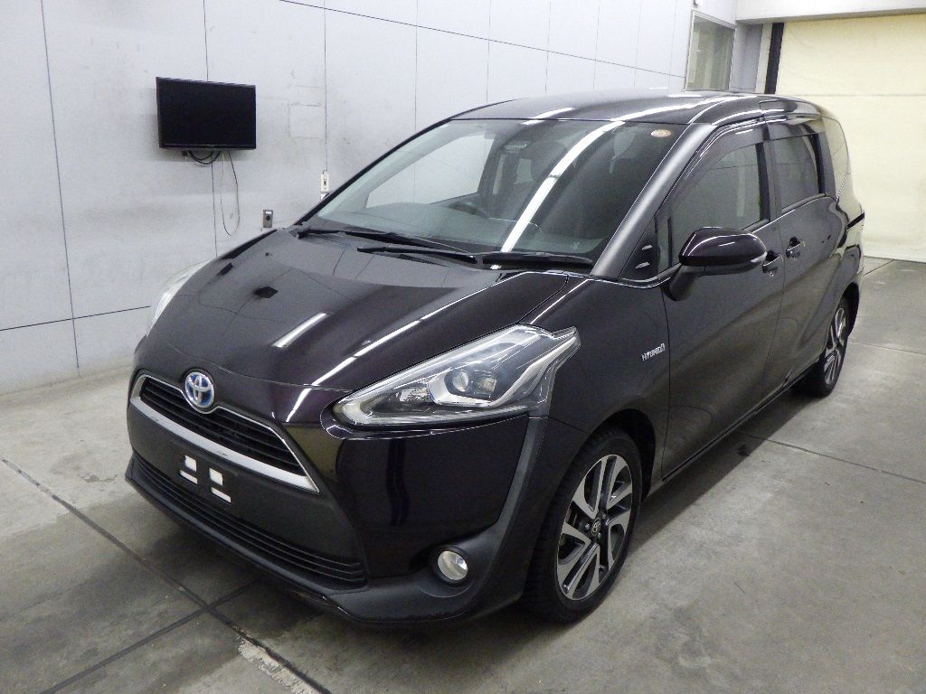2017 Toyota Sienta ハイブリッドGクエロ auction photo 4