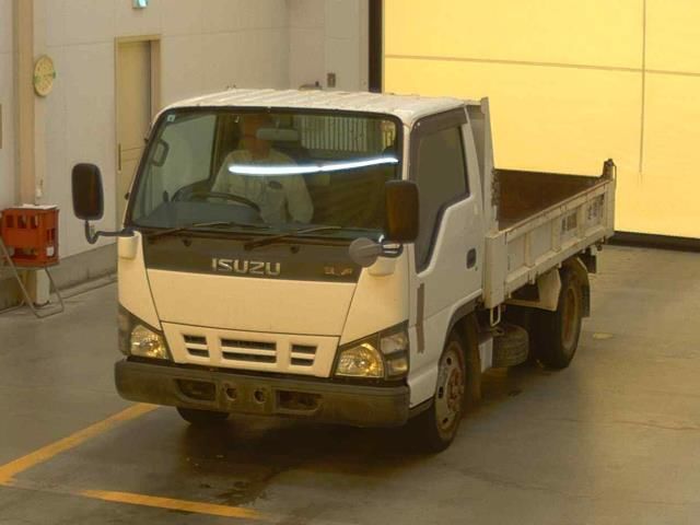 2006 Isuzu Elf Japan auction vehicle