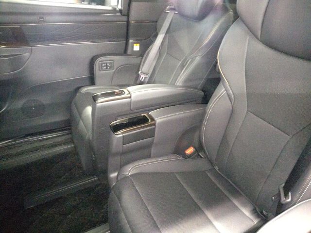 2026 Toyota Alphard Z 4WD auction photo 6