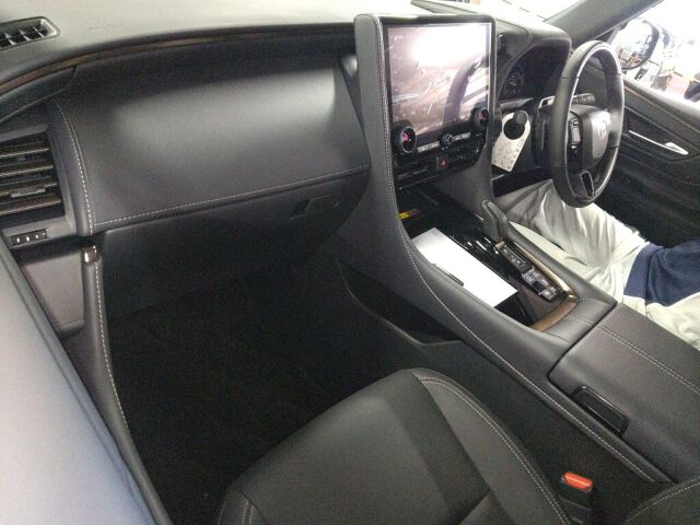 2026 Toyota Alphard Z 4WD auction photo 3