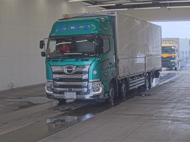 2018 Hino Profia アルミウイング Japan auction vehicle