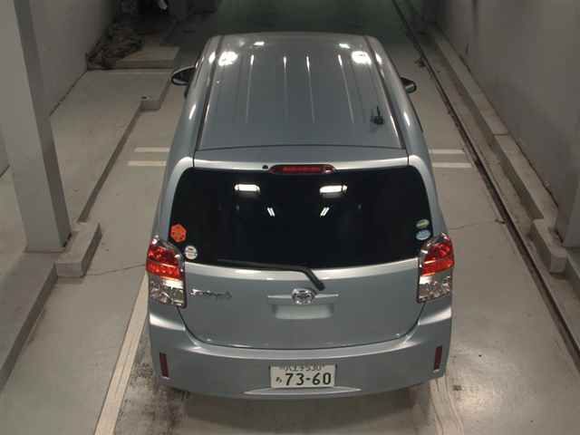 2015 Toyota Spade F auction photo 7