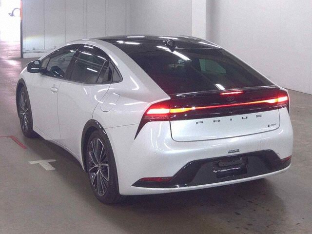 2025 Toyota Prius Z auction photo 2