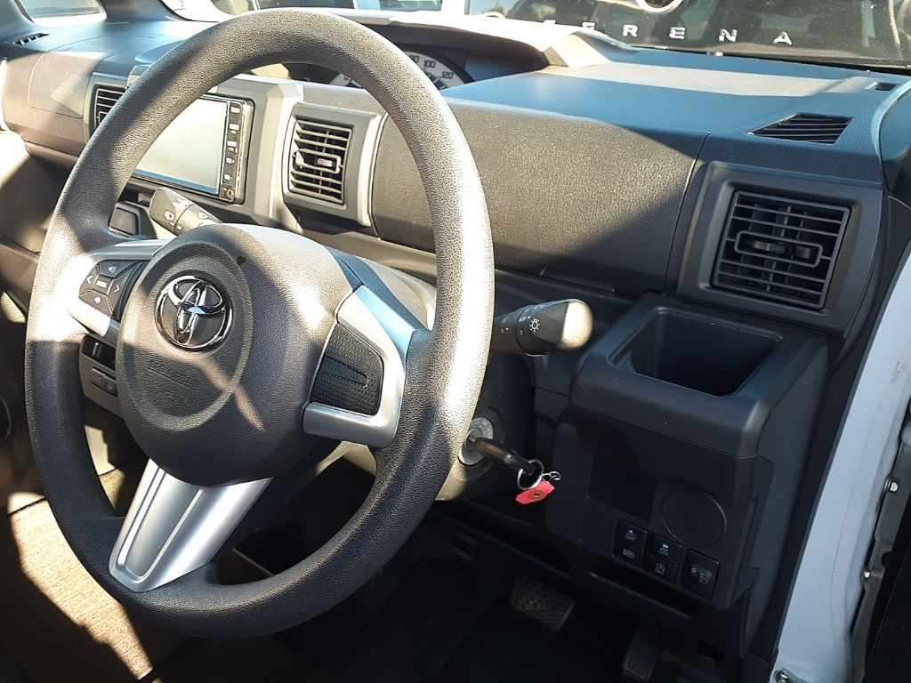 2022 Toyota ピクシスメガ D SA III auction photo 9