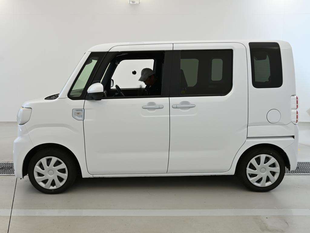 2022 Toyota ピクシスメガ D SA III auction photo 4
