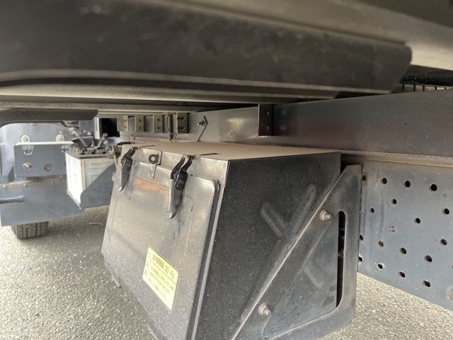 2013 Isuzu Elf Van auction photo 18