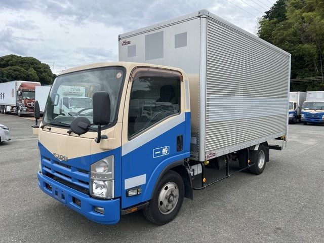 2013 Isuzu Elf Van auction photo 10