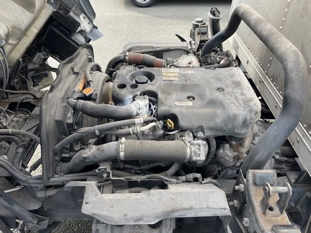 2013 Isuzu Elf Van auction photo 15