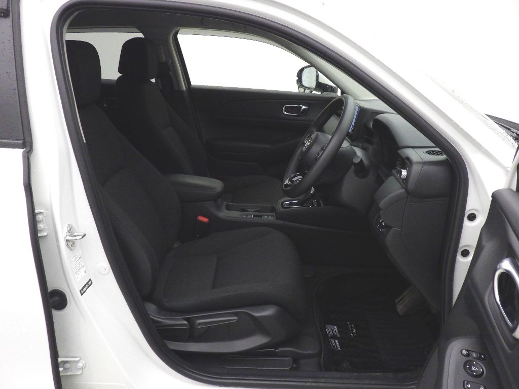 2023 Honda Vezel 4WD G auction photo 6