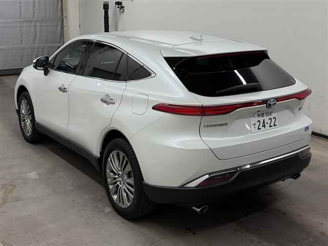 2024 Toyota Harrier Z Leather Package auction photo 2
