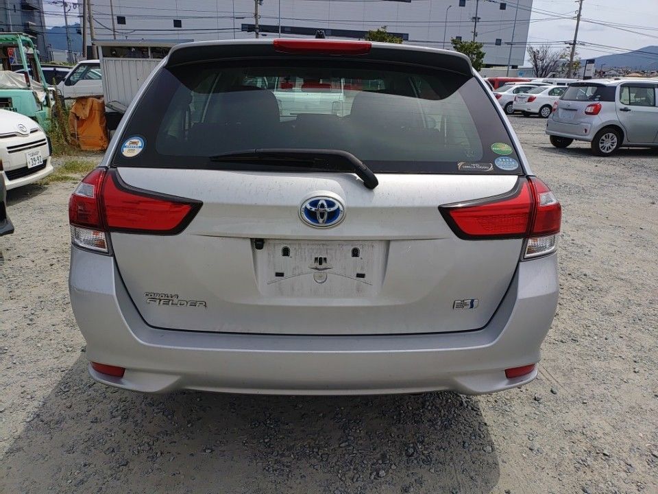 2020 Toyota Corolla Fielder auction photo 5