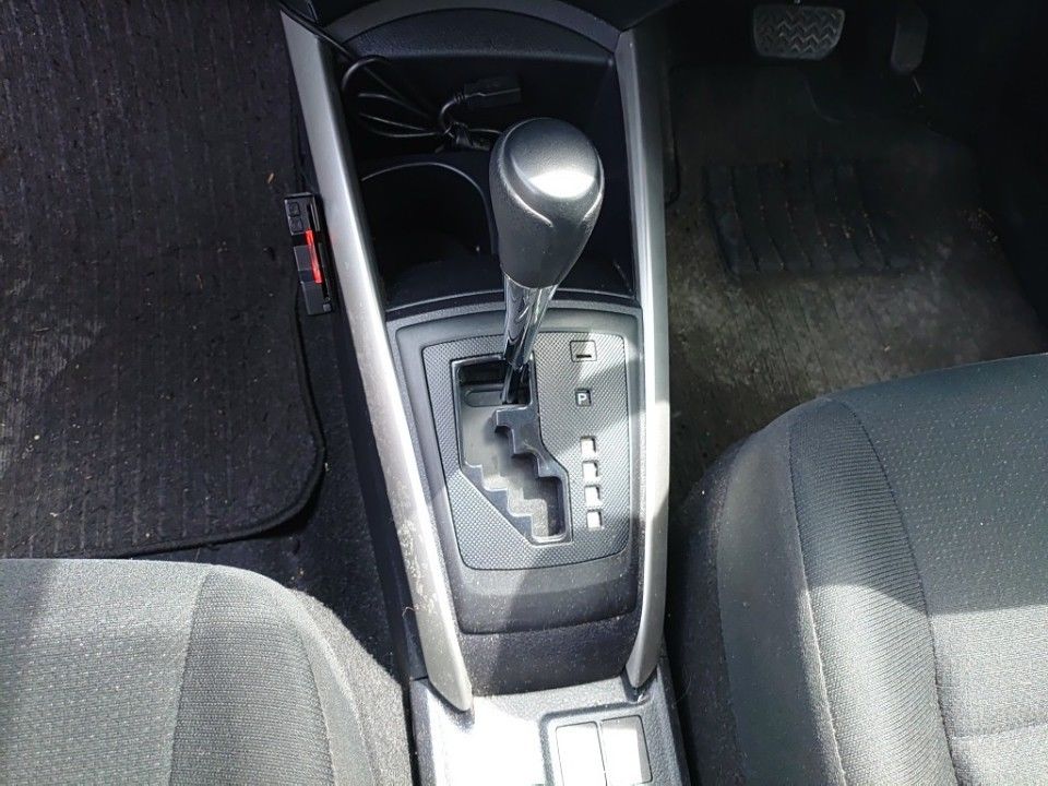 2020 Toyota Corolla Fielder auction photo 12