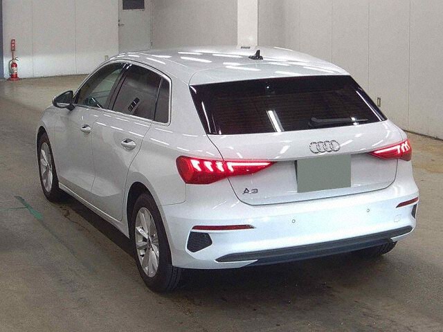 2022 Audi A3 スポーツB30TFSI auction photo 2