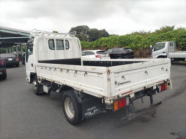 2016 Isuzu Elf auction photo 2