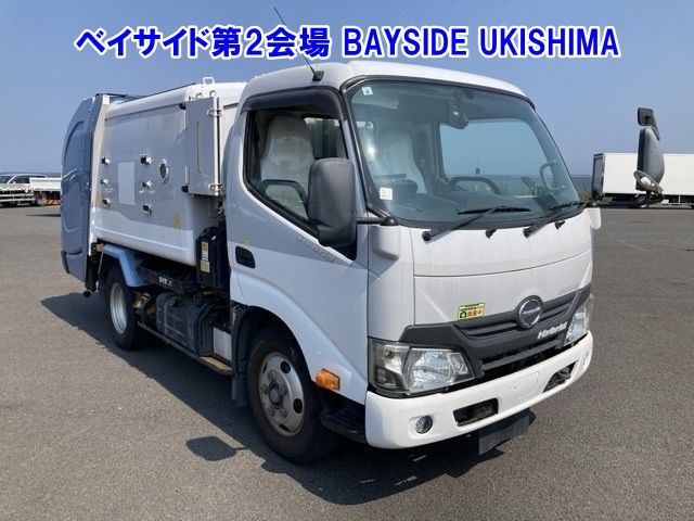 2017 Hino Dutro ジンカイ Japan auction vehicle
