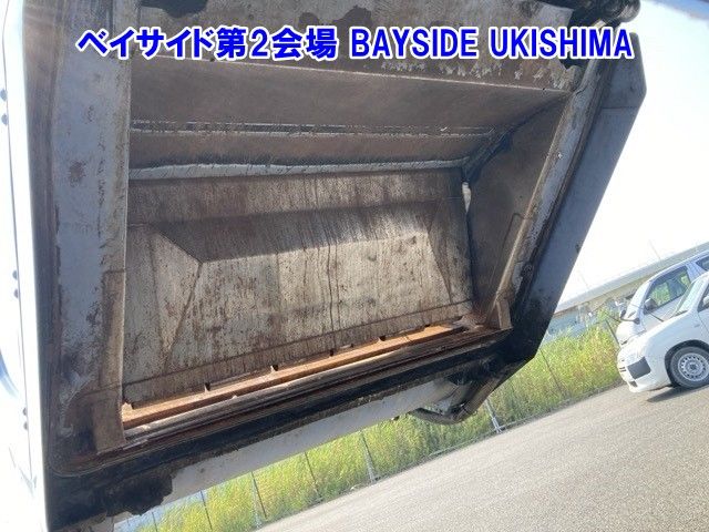 2017 Hino Dutro ジンカイ auction photo 17