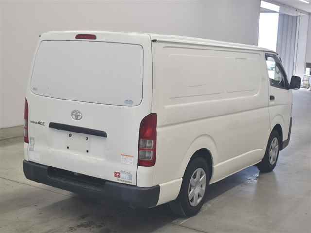 2017 Toyota Regius Ace レイゾウレイトウ auction photo 5