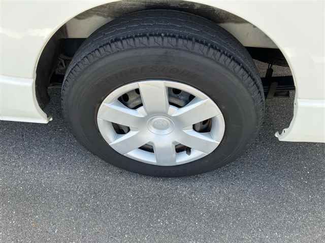 2017 Toyota Regius Ace レイゾウレイトウ auction photo 8