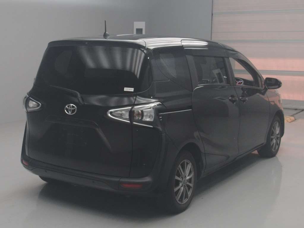 2022 Toyota Sienta ファンベースG セーフティーED2 auction photo 2