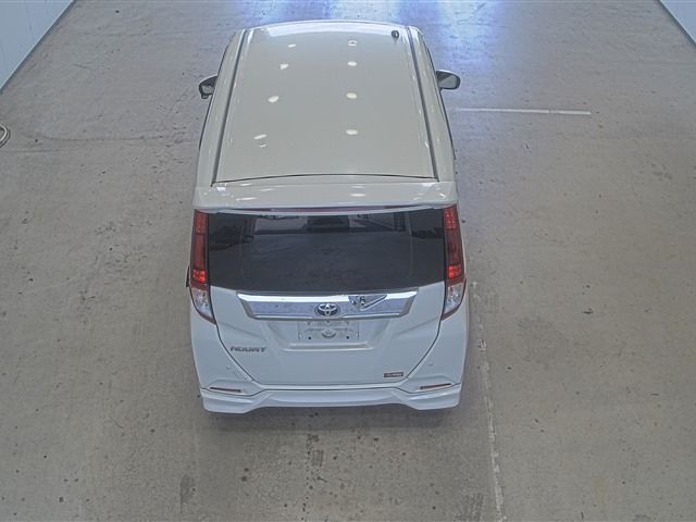 2018 Toyota Roomy カスタムG T auction photo 3