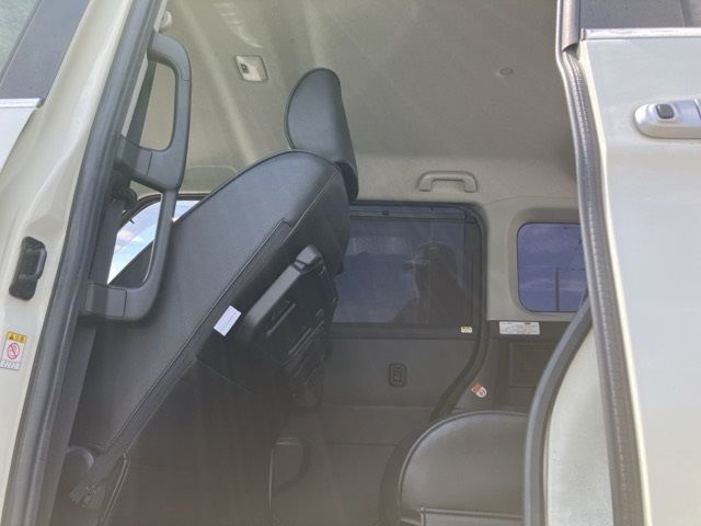 2018 Toyota Roomy カスタムG T auction photo 10