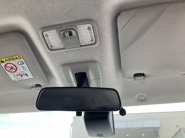 2018 Toyota Roomy カスタムG T auction photo 7