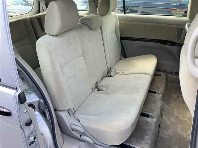 2017 Toyota Isis L Xセレクション auction photo 7