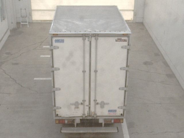2017 Isuzu Elf Van auction photo 3