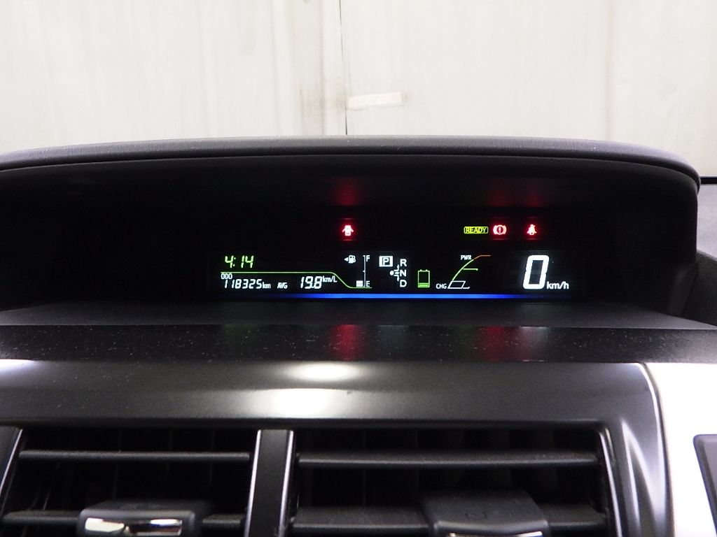 2012 Toyota Prius Alpha S L Selection auction photo 10