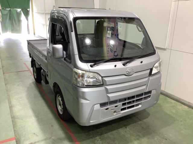 Japan Auction Vehicles 4 2014 Daihatsu ハイゼットT 4WD スタンダード auction photo