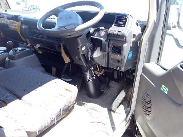 2005 Isuzu Elf 2.95t ボトルカー auction photo 9