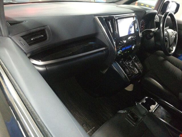2021 Toyota Alphard 2.5Sタイプゴルド auction photo 3
