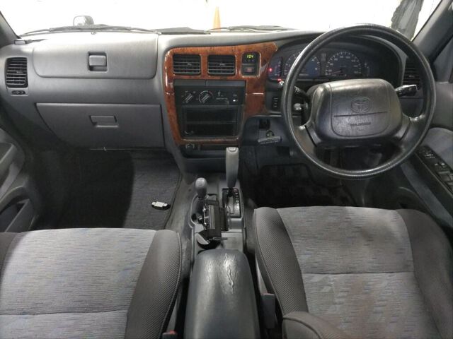 1998 Toyota ハイラックススポーツピックアップ Double cab 4WD auction photo 3