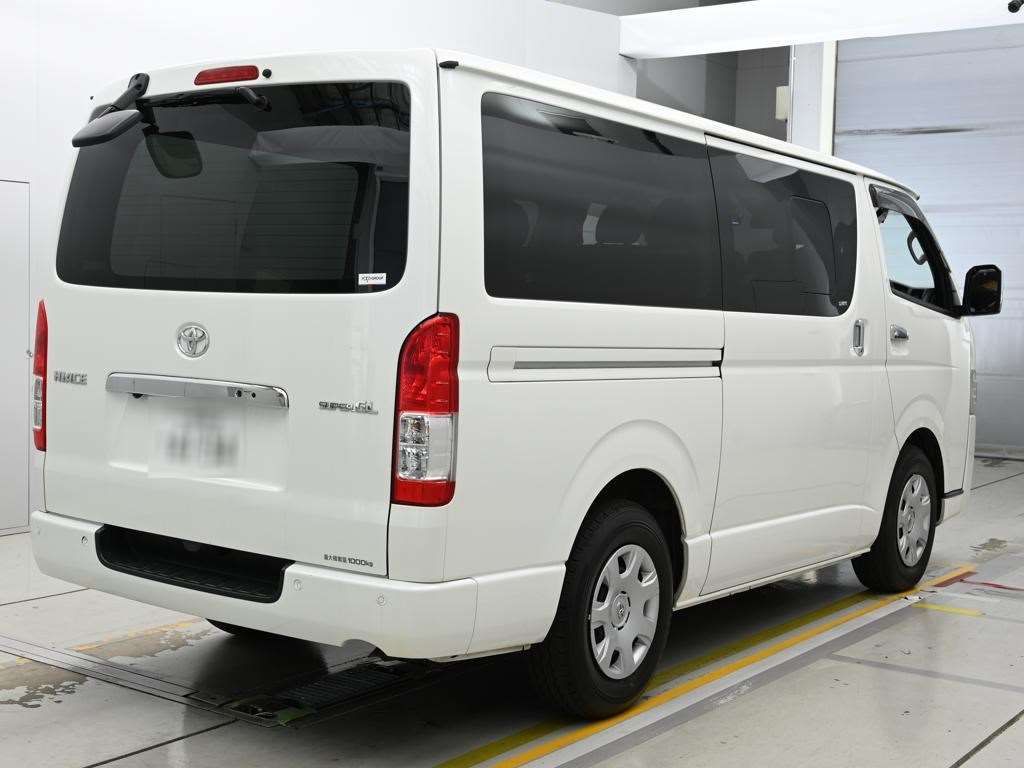 2023 Toyota Hiace ロングスーパーGL auction photo 2