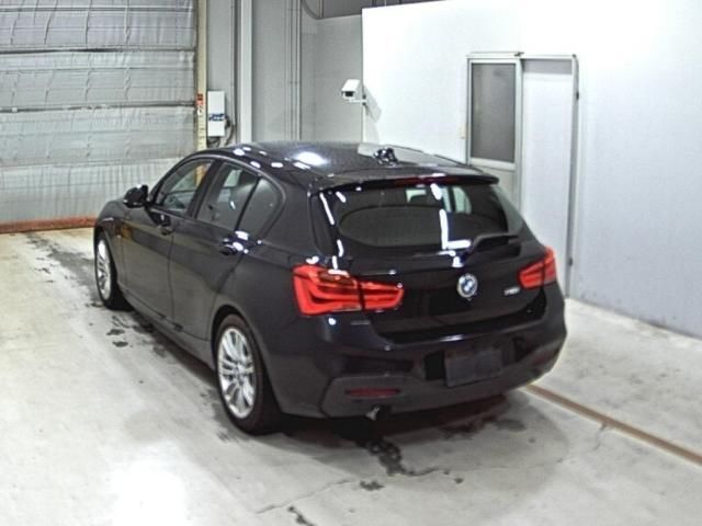 2017 BMW 1 Series 118i M Sport auction photo 2