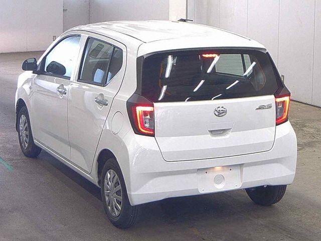 2023 Daihatsu Mira e:S L auction photo 2