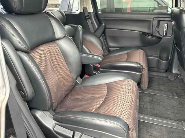 2012 Nissan Elgrand Highway Star Urban Chrome auction photo 7