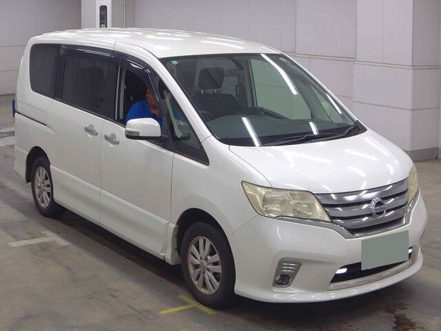 2012 Nissan Serena ハイウェイスターVセレク 4WD selected Japan auction vehicle