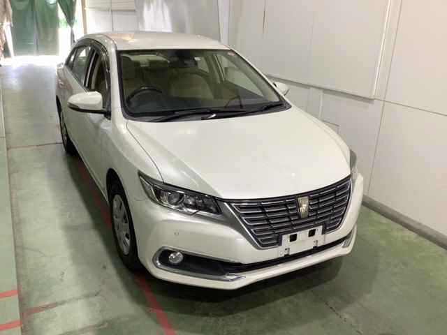 Japan Auction Vehicles 4 2019 Toyota Premio 4WD 1.8X auction photo